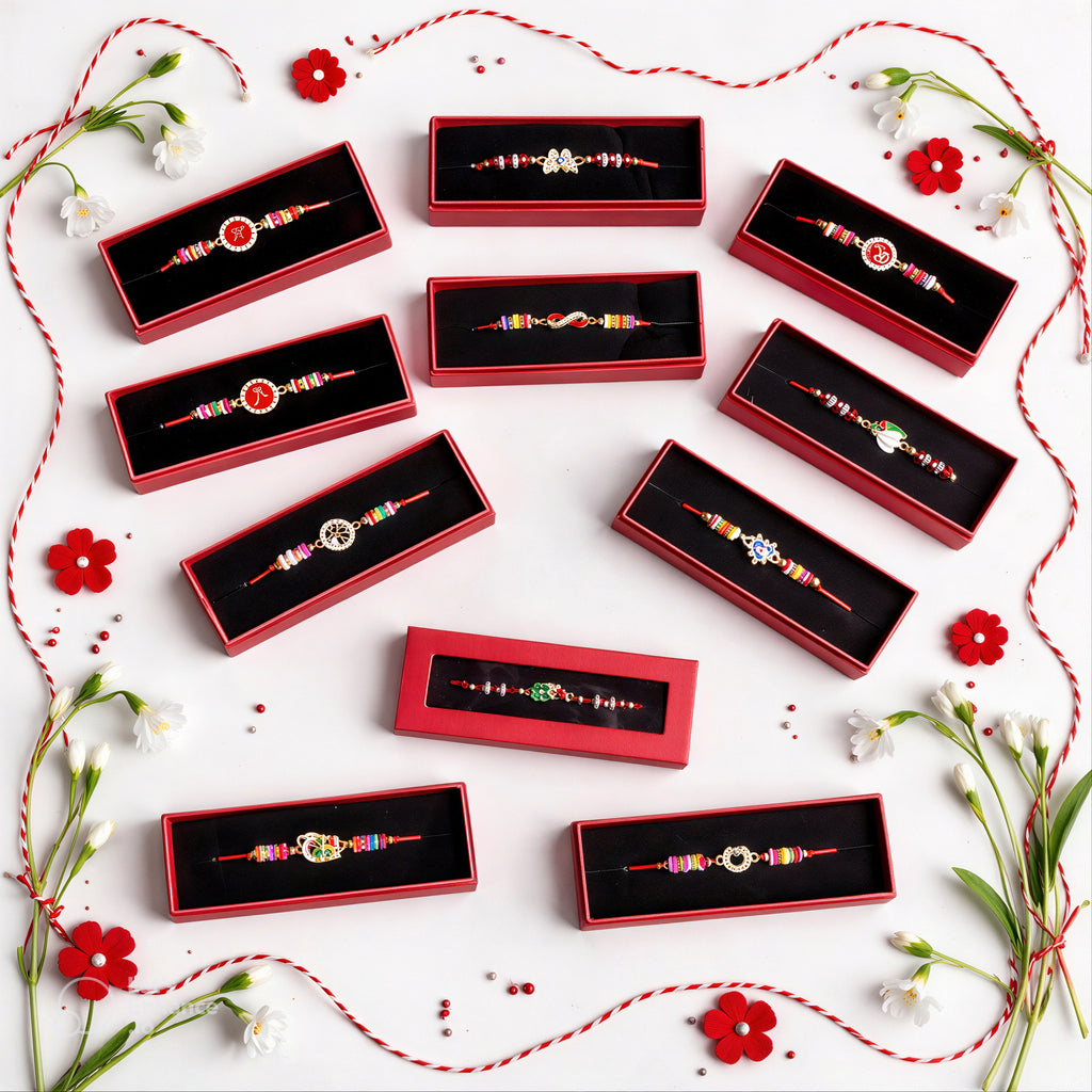 Mărțișor Brățară cu Șnur Reglabil Pandantiv Metalic și Mărgele in Cutie cu Capac 11×4cm Diferite Modele