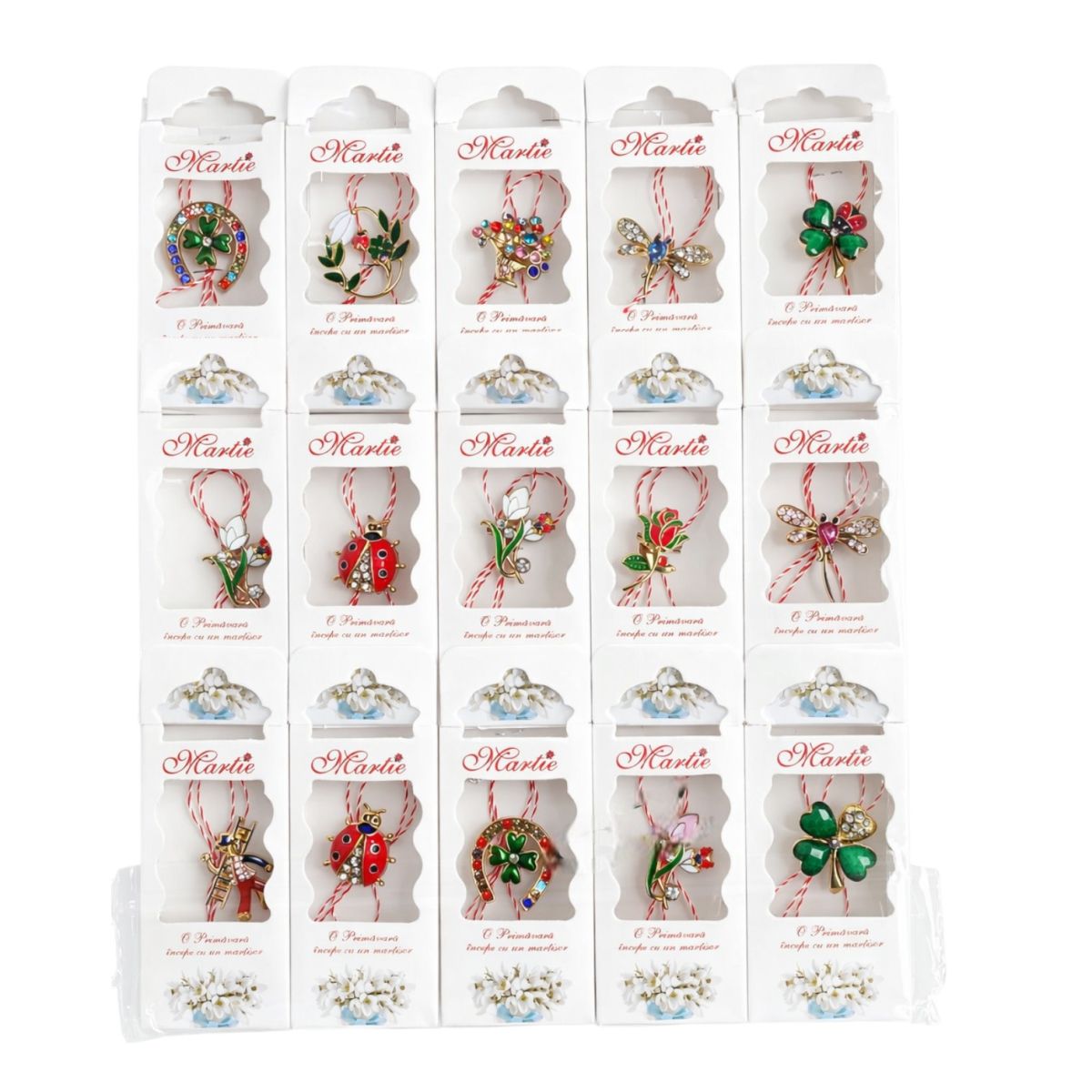 Mărțișoare Tip Broșă Broșă 2–4cm, Cutii Individuale 11x4cm, Șnur Alb-Roșu Diferite Modele Colorate